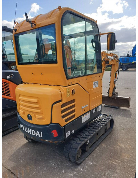 Hyundai R18-9 - מיני מחפר: תמונה 4 Hyundai R18-9 - מיני מחפר: תמונה 4