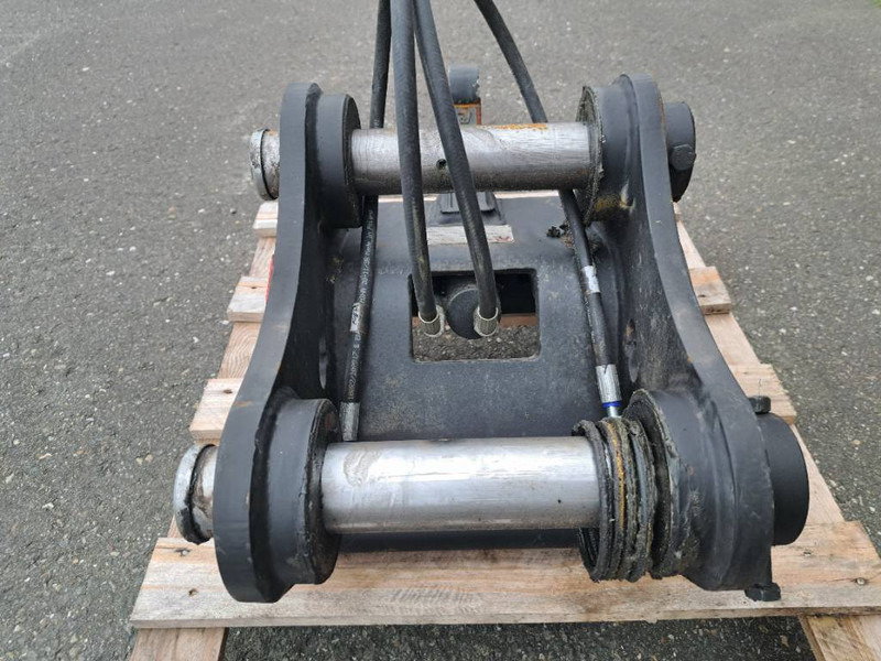 Pladdet CW10 hydraulick Quic Coupler HX85A - מצמד מהיר עבור מכונת בנייה: תמונה 2 Pladdet CW10 hydraulick Quic Coupler HX85A - מצמד מהיר עבור מכונת בנייה: תמונה 2