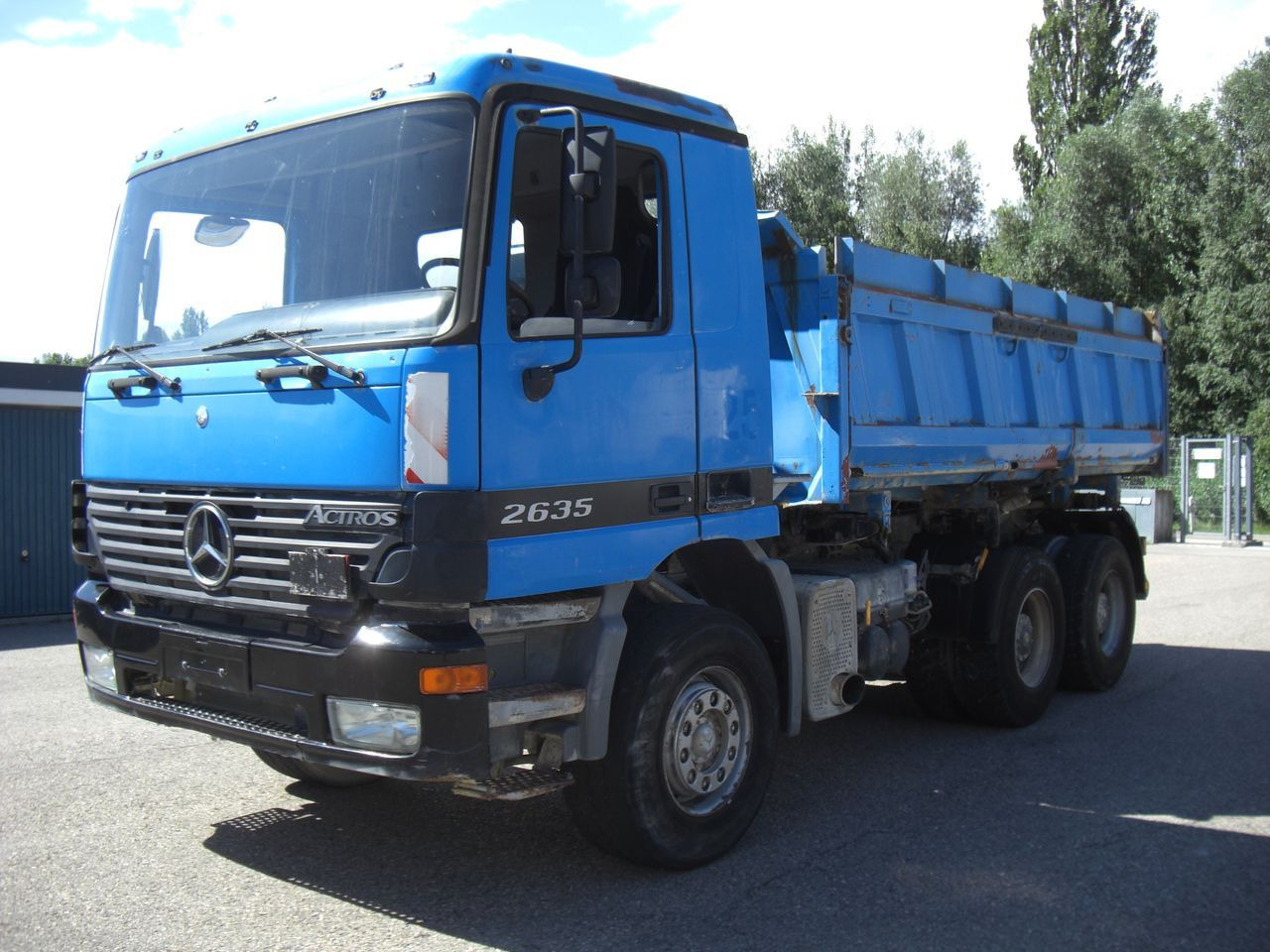 Mercedes-Benz 2635K 6x4 - מזהיר: תמונה 1 Mercedes-Benz 2635K 6x4 - מזהיר: תמונה 1