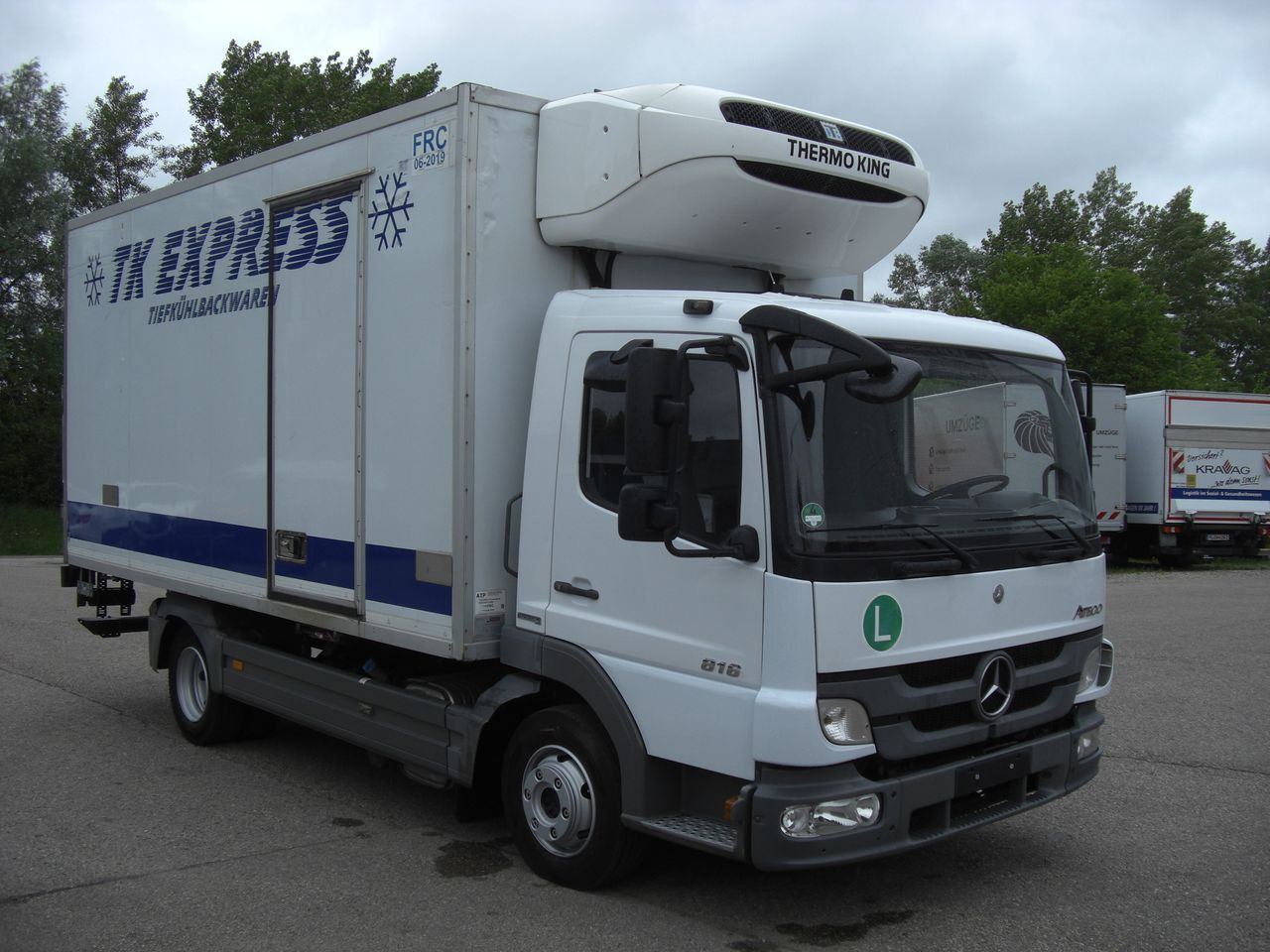 Mercedes-Benz 816 / Tiefkühler / LBW Mercedes-Benz 816 / Tiefkühler / LBW - כלי רכב מסחרי לקירור: תמונה 2 Mercedes-Benz 816 / Tiefkühler / LBW Mercedes-Benz 816 / Tiefkühler / LBW - כלי רכב מסחרי לקירור: תמונה 2