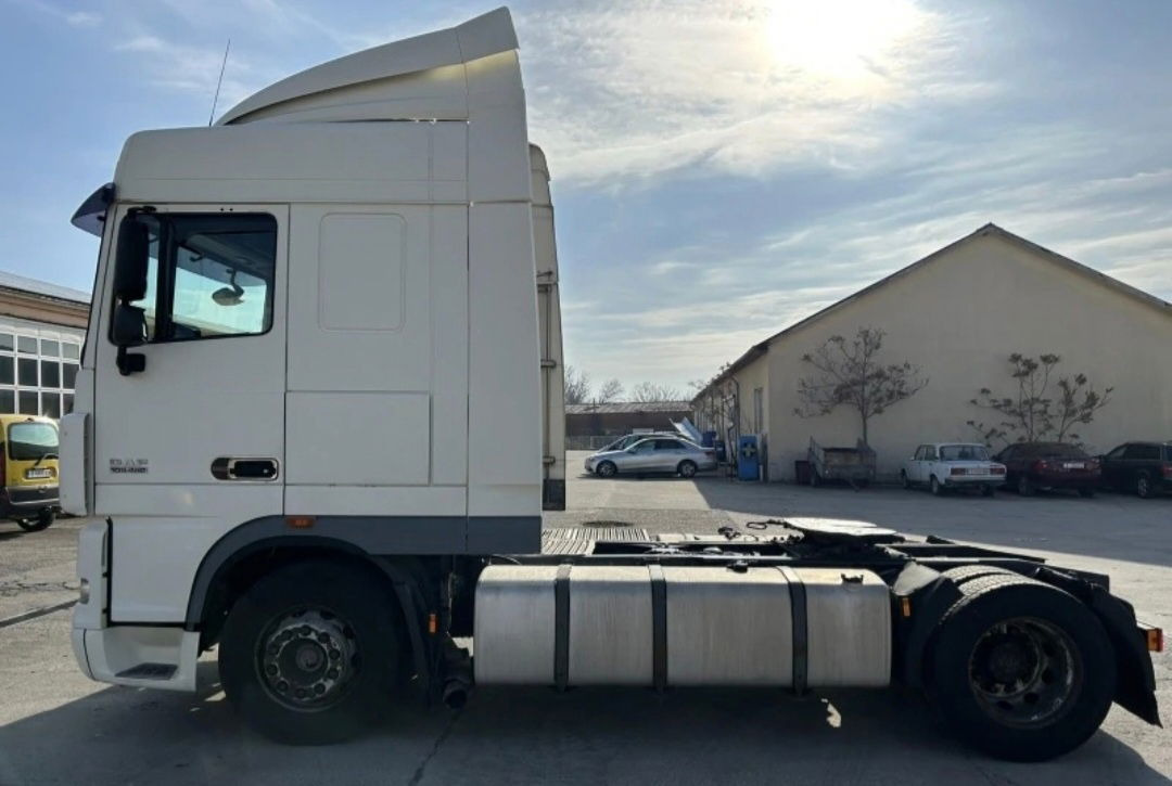 DAF XF 105.460 Tractor head - יחידת טרקטור: תמונה 3 DAF XF 105.460 Tractor head - יחידת טרקטור: תמונה 3