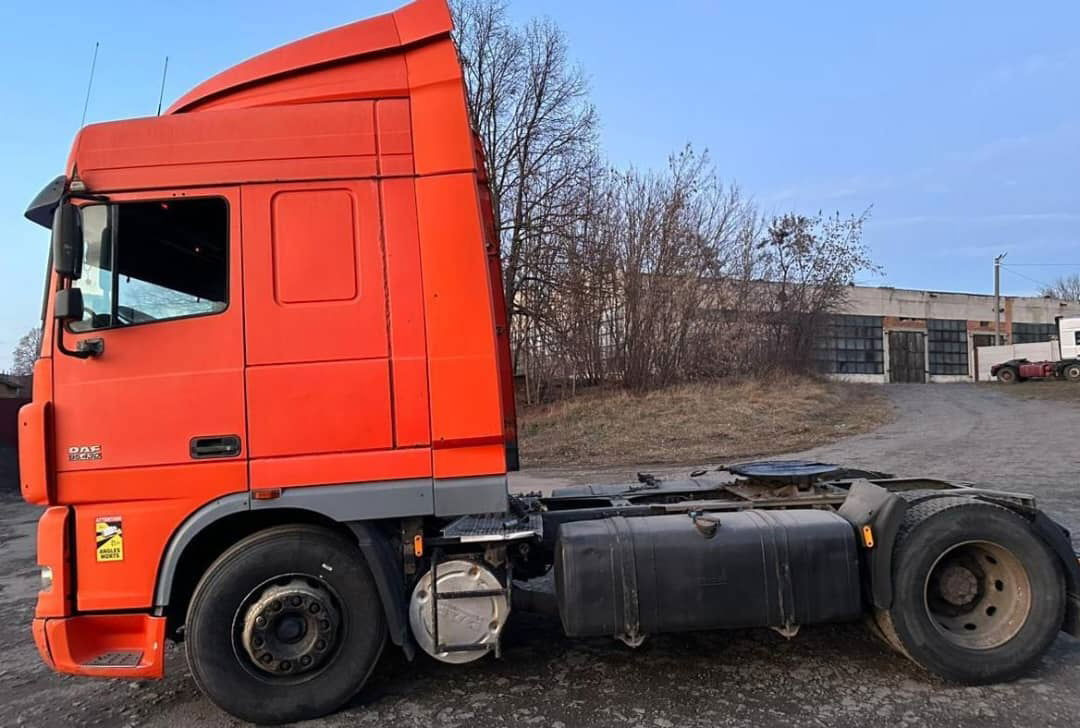 DAF XF 95.430 Tractor head - יחידת טרקטור: תמונה 3 DAF XF 95.430 Tractor head - יחידת טרקטור: תמונה 3