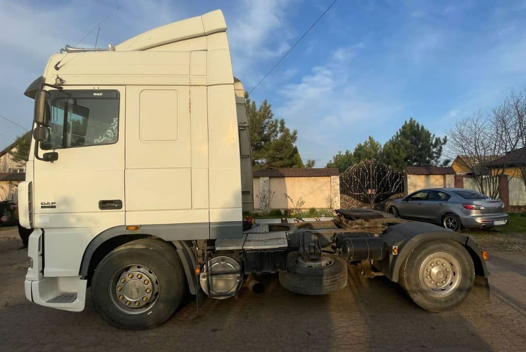 DAF XF 95.430 Tractor head - יחידת טרקטור: תמונה 5 DAF XF 95.430 Tractor head - יחידת טרקטור: תמונה 5