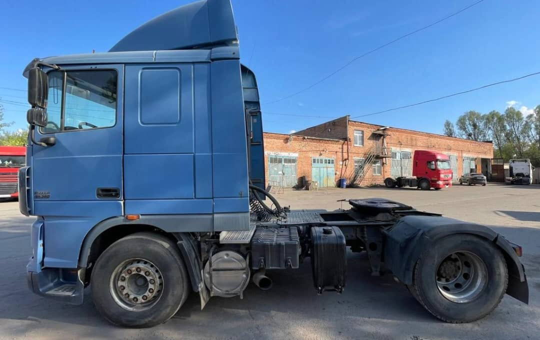 DAF XF 95.430 Tractor unit - יחידת טרקטור: תמונה 3 DAF XF 95.430 Tractor unit - יחידת טרקטור: תמונה 3