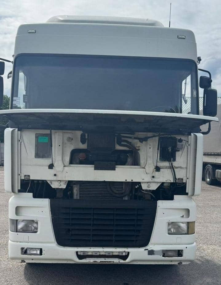 DAF XF 95 Tractor unit - יחידת טרקטור: תמונה 5 DAF XF 95 Tractor unit - יחידת טרקטור: תמונה 5