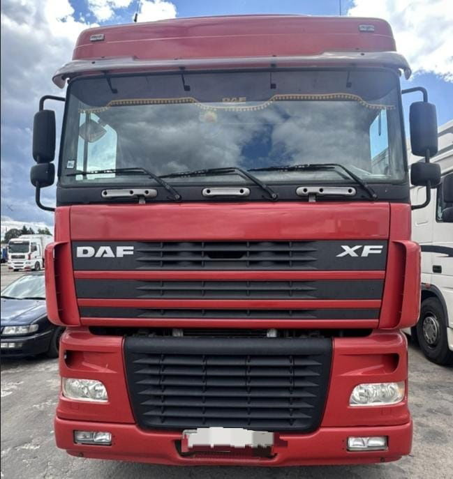 DAF XF 95 Tractor unit - יחידת טרקטור: תמונה 2 DAF XF 95 Tractor unit - יחידת טרקטור: תמונה 2