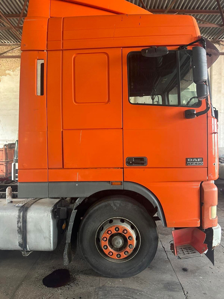 DAF XF 95 Tractor unit - יחידת טרקטור: תמונה 3 DAF XF 95 Tractor unit - יחידת טרקטור: תמונה 3