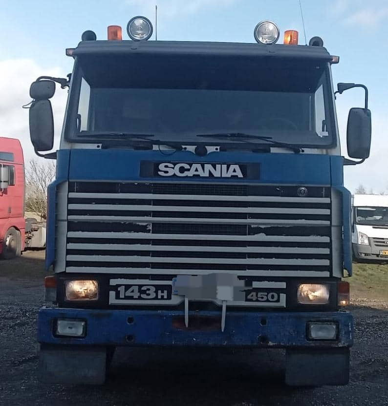 Scania R143-450 V8 Tractor unit with crane - יחידת טרקטור: תמונה 1 Scania R143-450 V8 Tractor unit with crane - יחידת טרקטור: תמונה 1