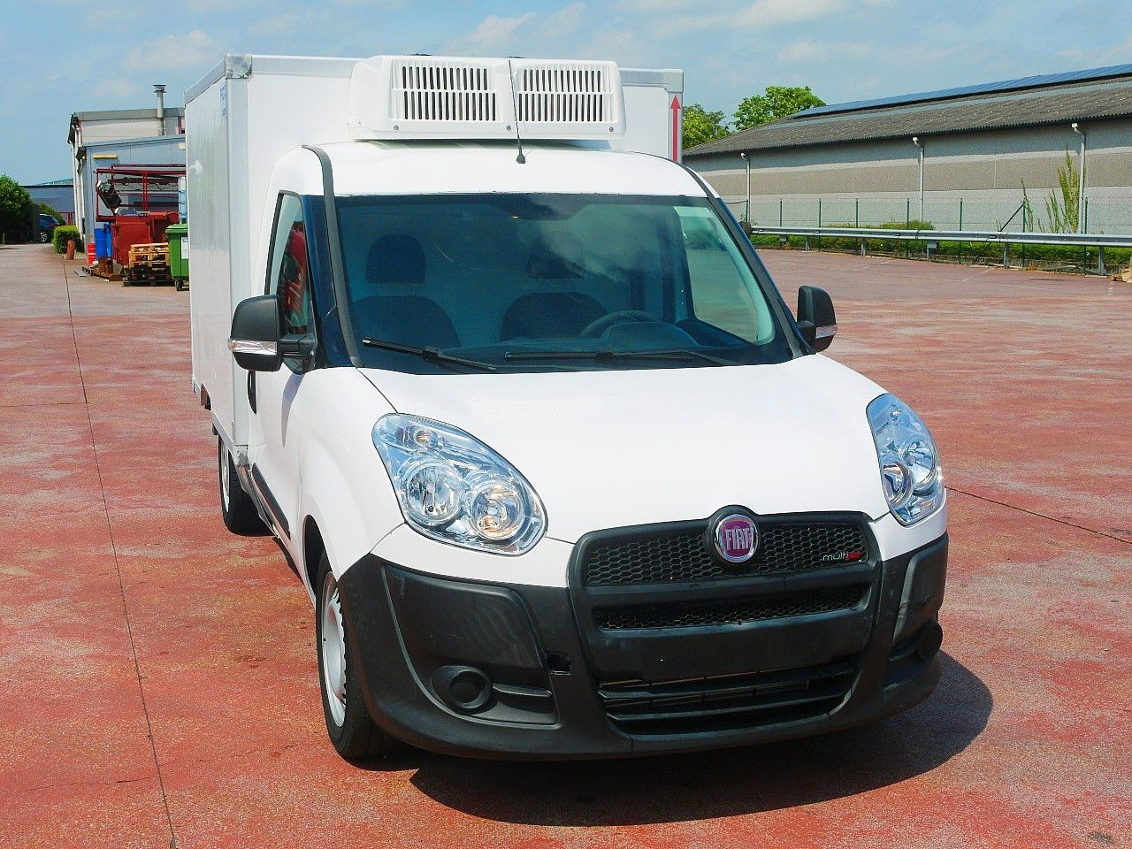 Fiat DOBLO 1.6 KUHKOFFER RELEC FROID TR22 -20C - כלי רכב מסחרי לקירור: תמונה 1 Fiat DOBLO 1.6 KUHKOFFER RELEC FROID TR22 -20C - כלי רכב מסחרי לקירור: תמונה 1