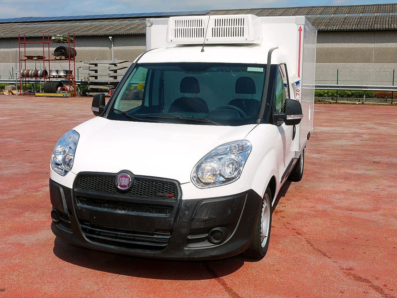 Fiat DOBLO 1.6 KUHKOFFER RELEC FROID TR22 -20C - כלי רכב מסחרי לקירור: תמונה 5 Fiat DOBLO 1.6 KUHKOFFER RELEC FROID TR22 -20C - כלי רכב מסחרי לקירור: תמונה 5