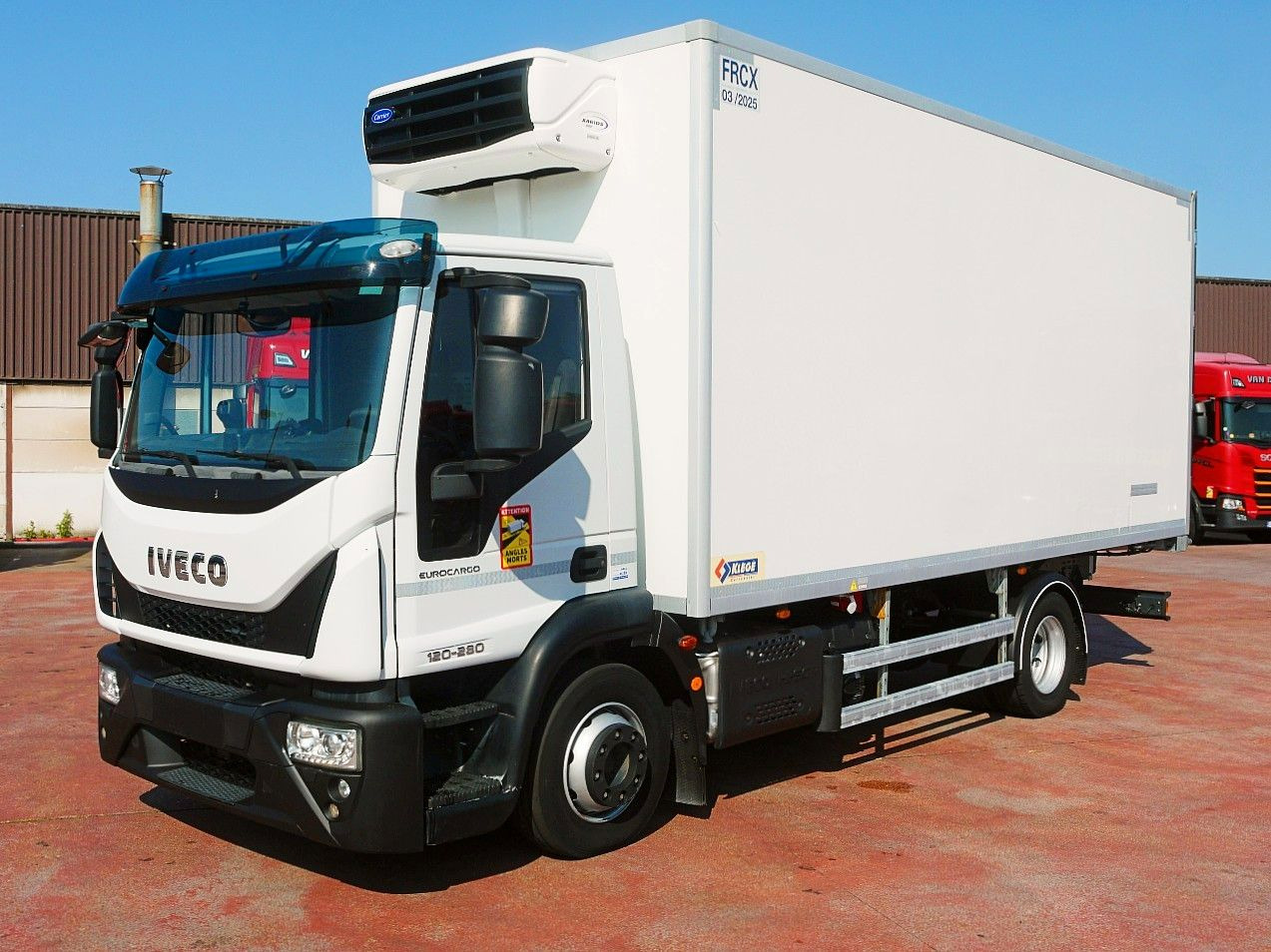 Iveco 120E28 KUHLKOFFER FLEISH BAHNEN CARRIER  XARIOS - משאית קירור: תמונה 4 Iveco 120E28 KUHLKOFFER FLEISH BAHNEN CARRIER  XARIOS - משאית קירור: תמונה 4