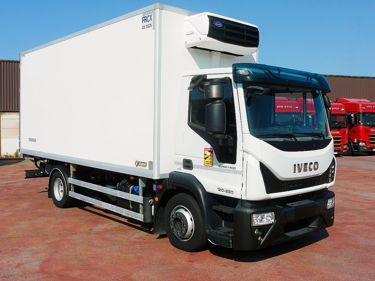 Iveco 120E28 KUHLKOFFER FLEISH BAHNEN CARRIER  XARIOS - משאית קירור: תמונה 2 Iveco 120E28 KUHLKOFFER FLEISH BAHNEN CARRIER  XARIOS - משאית קירור: תמונה 2