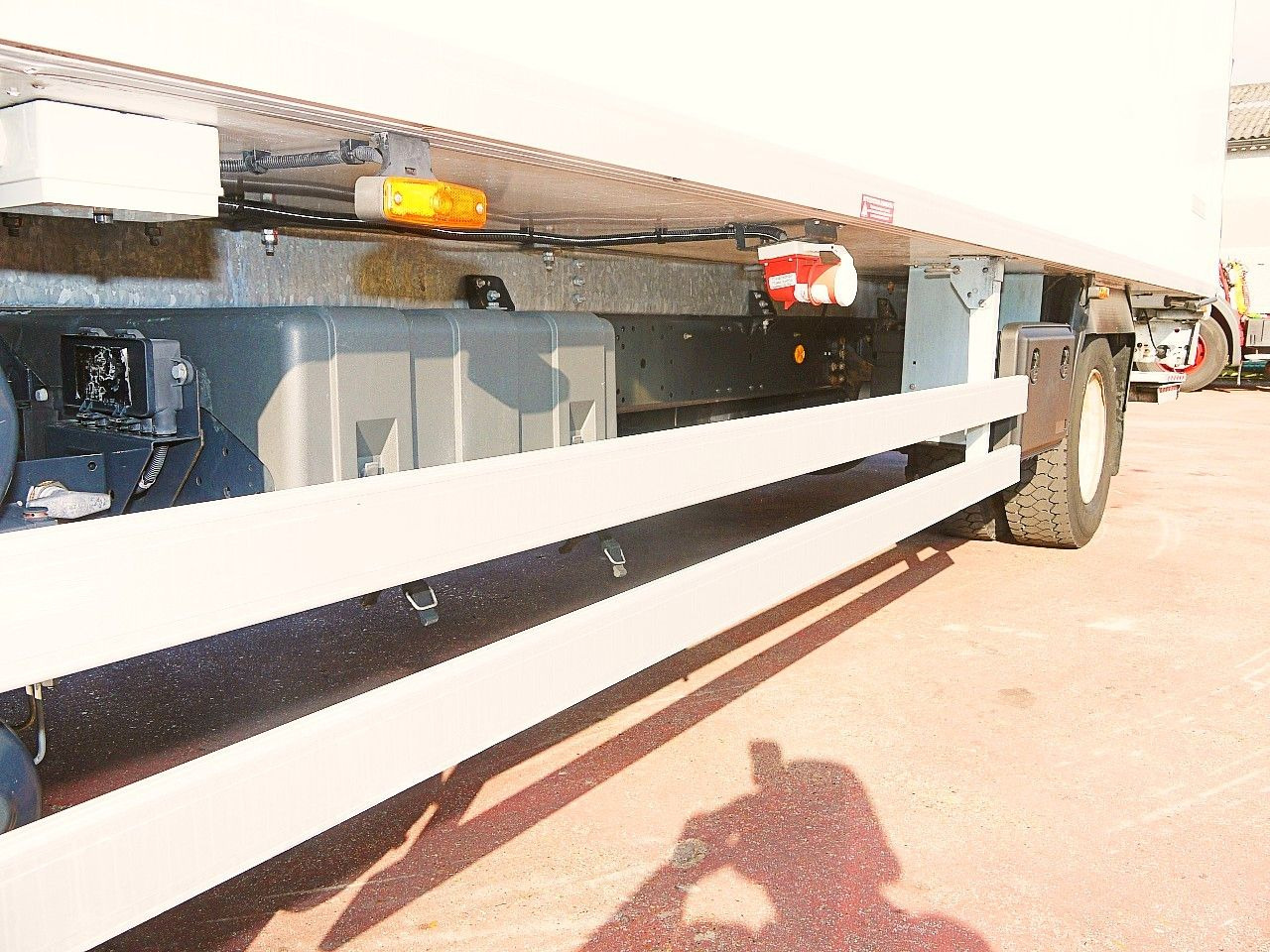 משאית קירור Iveco 140E18 FLEISH KUHLKOFFER CARRIER SUPRA 550 LBW Iveco 140E18 FLEISH KUHLKOFFER CARRIER SUPRA 550 LBW: תמונה 17