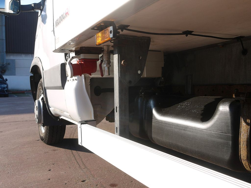 כלי רכב מסחרי לקירור Iveco 35C13 DAILY KUHLKOFFER 4.4m CARIER PULSOR 600 MT: תמונה 16