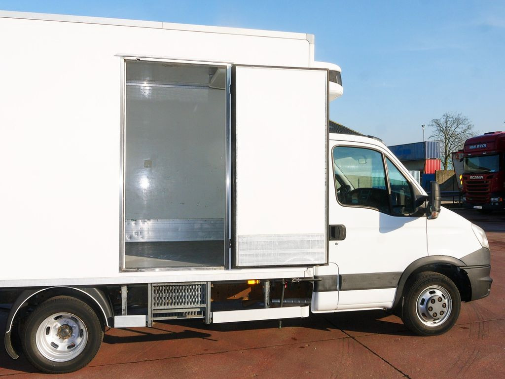 כלי רכב מסחרי לקירור Iveco 35C13 DAILY KUHLKOFFER 4.4m CARIER PULSOR 600 MT: תמונה 12