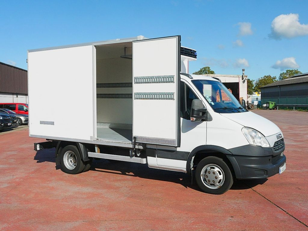 Iveco 35C13 DAILY KUHLKOFFER CARRIER XARIOS 300 -20C - כלי רכב מסחרי לקירור: תמונה 3 Iveco 35C13 DAILY KUHLKOFFER CARRIER XARIOS 300 -20C - כלי רכב מסחרי לקירור: תמונה 3