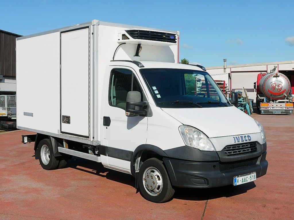Iveco 35C13 DAILY KUHLKOFFER CARRIER XARIOS 300 -20C - כלי רכב מסחרי לקירור: תמונה 2 Iveco 35C13 DAILY KUHLKOFFER CARRIER XARIOS 300 -20C - כלי רכב מסחרי לקירור: תמונה 2