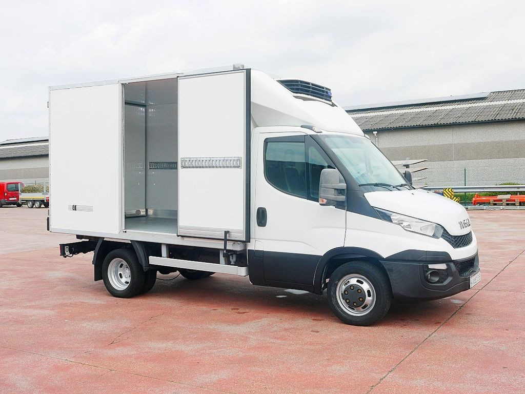 Iveco 35C15 DAILY KULKOFFER CARREIER XARIOS 350 -20c - כלי רכב מסחרי לקירור: תמונה 3 Iveco 35C15 DAILY KULKOFFER CARREIER XARIOS 350 -20c - כלי רכב מסחרי לקירור: תמונה 3