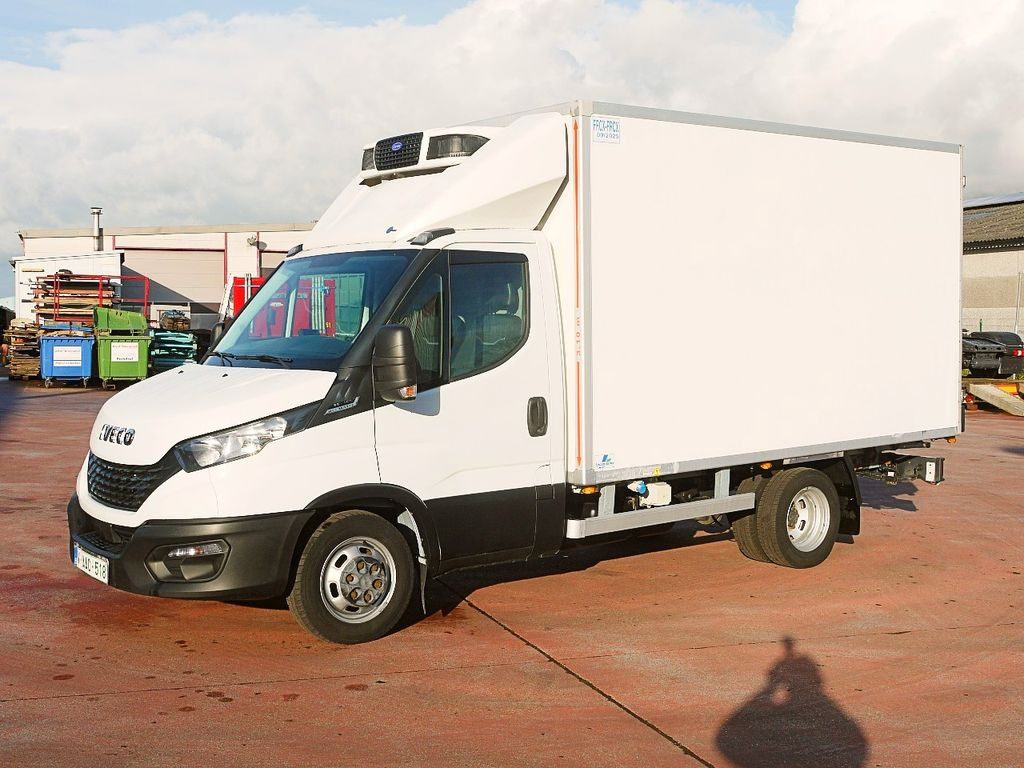 Iveco 35C16 DAILY KUHLKOFFER CARRIER PULSOR400 MT A/C - כלי רכב מסחרי לקירור: תמונה 4 Iveco 35C16 DAILY KUHLKOFFER CARRIER PULSOR400 MT A/C - כלי רכב מסחרי לקירור: תמונה 4