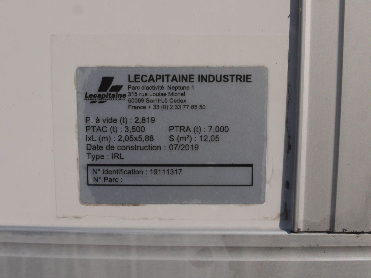 Iveco 35S14 DAILY ISOTHERMKOFFER LADEBORDWAND luft fed - כלי רכב מסחרי לקירור: תמונה 4 Iveco 35S14 DAILY ISOTHERMKOFFER LADEBORDWAND luft fed - כלי רכב מסחרי לקירור: תמונה 4