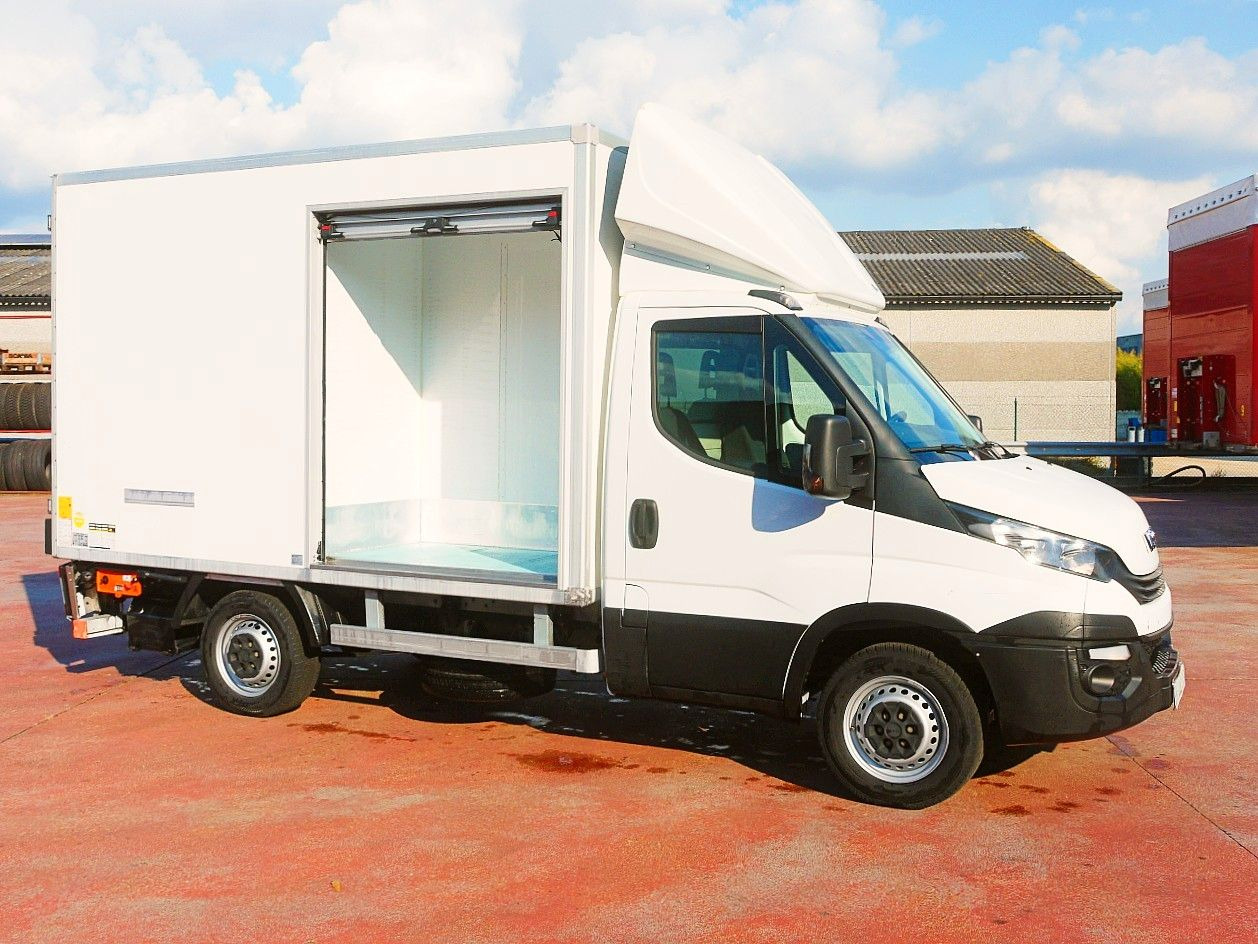 Iveco 35S14 DAILY ISOTHERMKOFFER LADEBORDWAND luft fed - כלי רכב מסחרי לקירור: תמונה 3 Iveco 35S14 DAILY ISOTHERMKOFFER LADEBORDWAND luft fed - כלי רכב מסחרי לקירור: תמונה 3