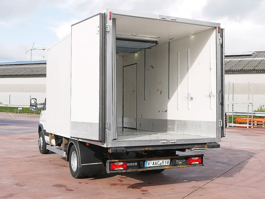 כלי רכב מסחרי לקירור Iveco 60C15 65 70 DAILY KUHLKOFFER THERMOKING V500 A/C Iveco 60C15 65 70 DAILY KUHLKOFFER THERMOKING V500 A/C: תמונה 8