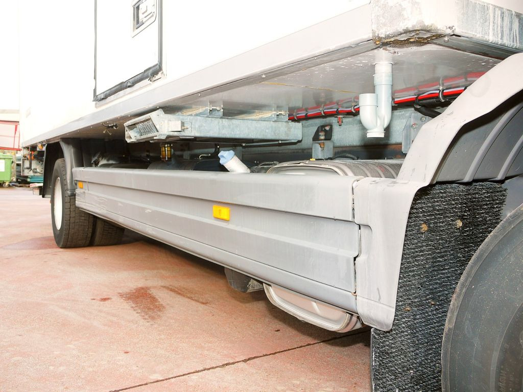 משאית קירור Mercedes-Benz 1318 ATEGO KUHLKOFFER CARRIER SUPRA 750 LBW: תמונה 14