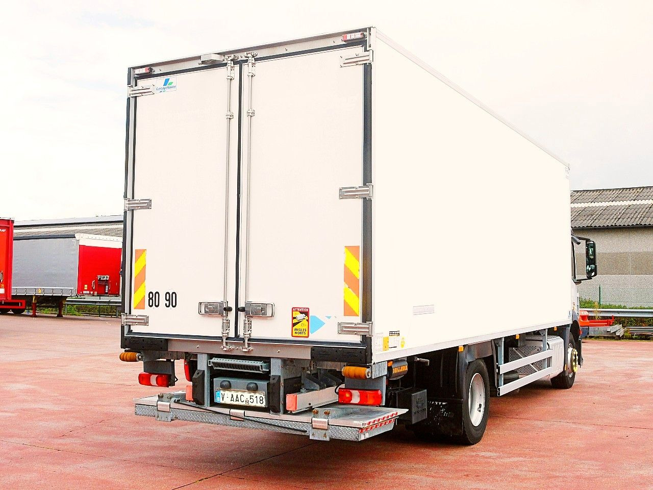 Mercedes-Benz 1830 ANTOS KUHLKOFFER CARRIER SUPRA 850 - משאית קירור: תמונה 5 Mercedes-Benz 1830 ANTOS KUHLKOFFER CARRIER SUPRA 850 - משאית קירור: תמונה 5