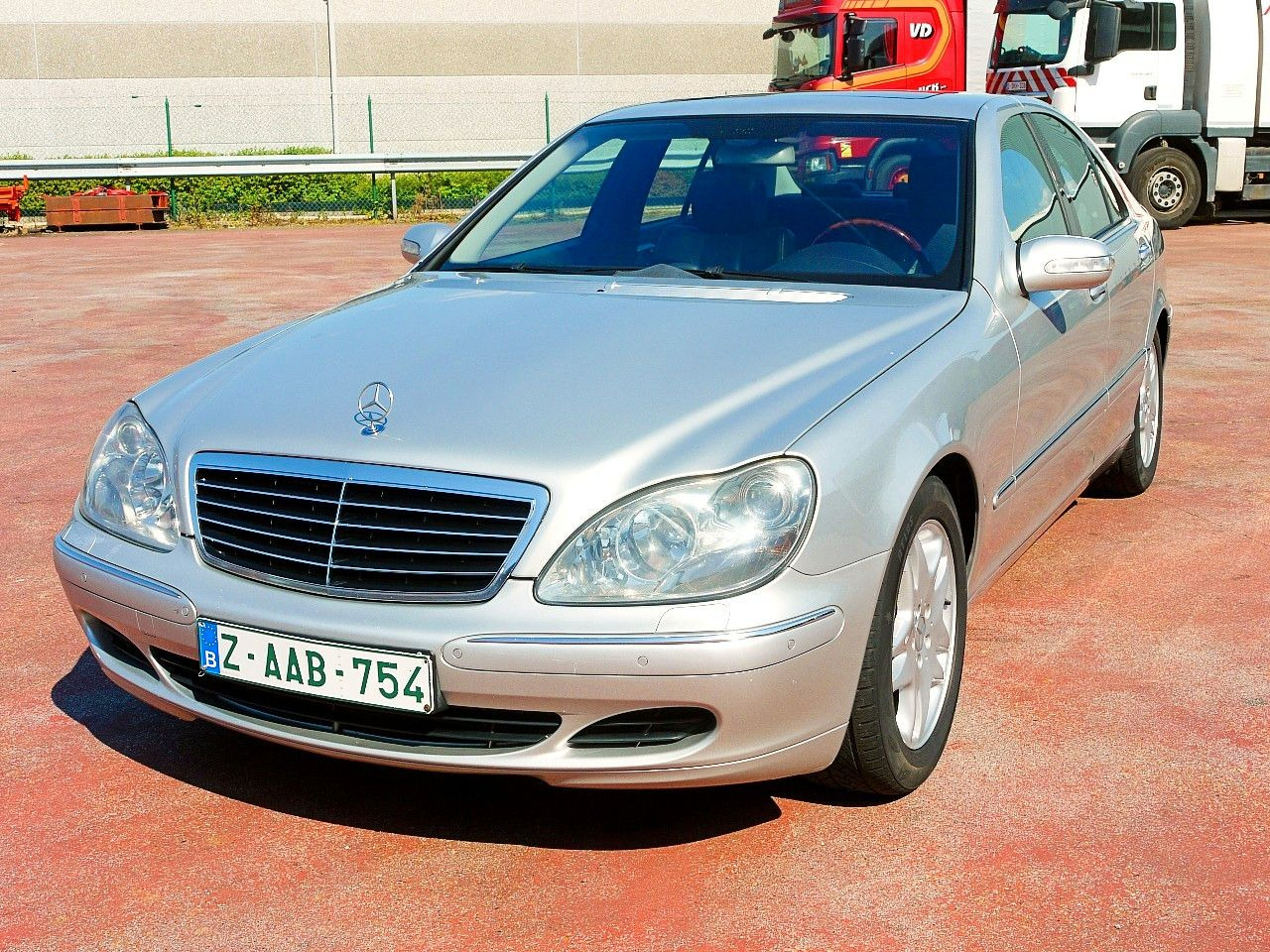 Mercedes-Benz COMAND Bi-XENON SCHIEBEDACH SOFTCLOSE ... - סדאן: תמונה 5 Mercedes-Benz COMAND Bi-XENON SCHIEBEDACH SOFTCLOSE ... - סדאן: תמונה 5