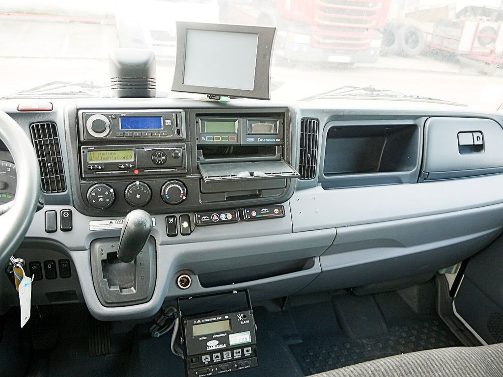 כלי רכב מסחרי לקירור Mitsubishi FUSO CANTER KUHLKOFFER CARRIER SUPRA 750 MULTI: תמונה 15