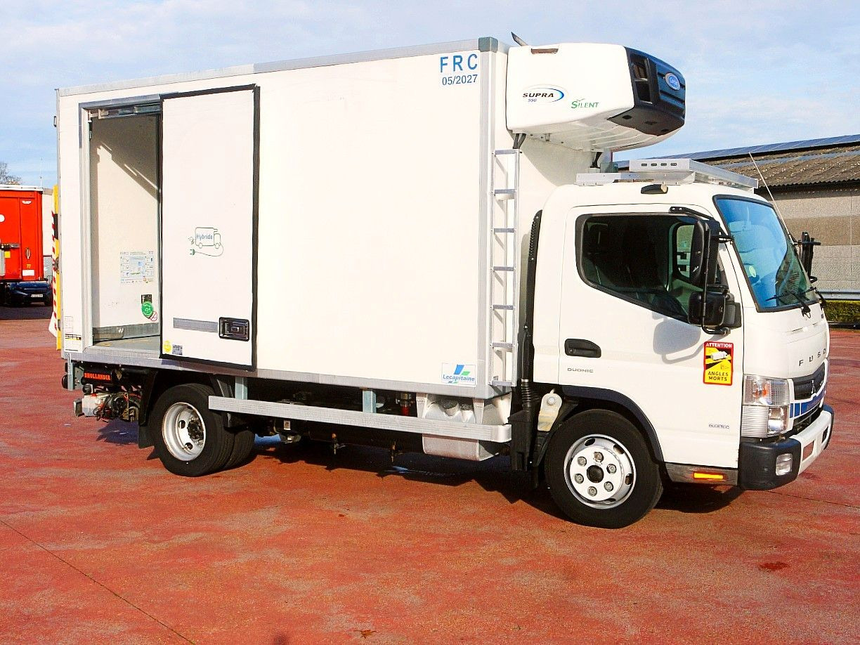 Mitsubishi FUSO HYBRIDE KUHLKOFFER CARRIER SUPRA 550 78tkm - כלי רכב מסחרי לקירור: תמונה 3 Mitsubishi FUSO HYBRIDE KUHLKOFFER CARRIER SUPRA 550 78tkm - כלי רכב מסחרי לקירור: תמונה 3