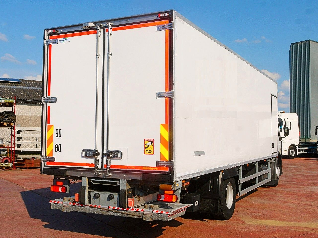 משאית קירור Renault D19.280 KUHLKOFFER CARRIER SUPRA 1150 MT: תמונה 6 משאית קירור Renault D19.280 KUHLKOFFER CARRIER SUPRA 1150 MT: תמונה 6