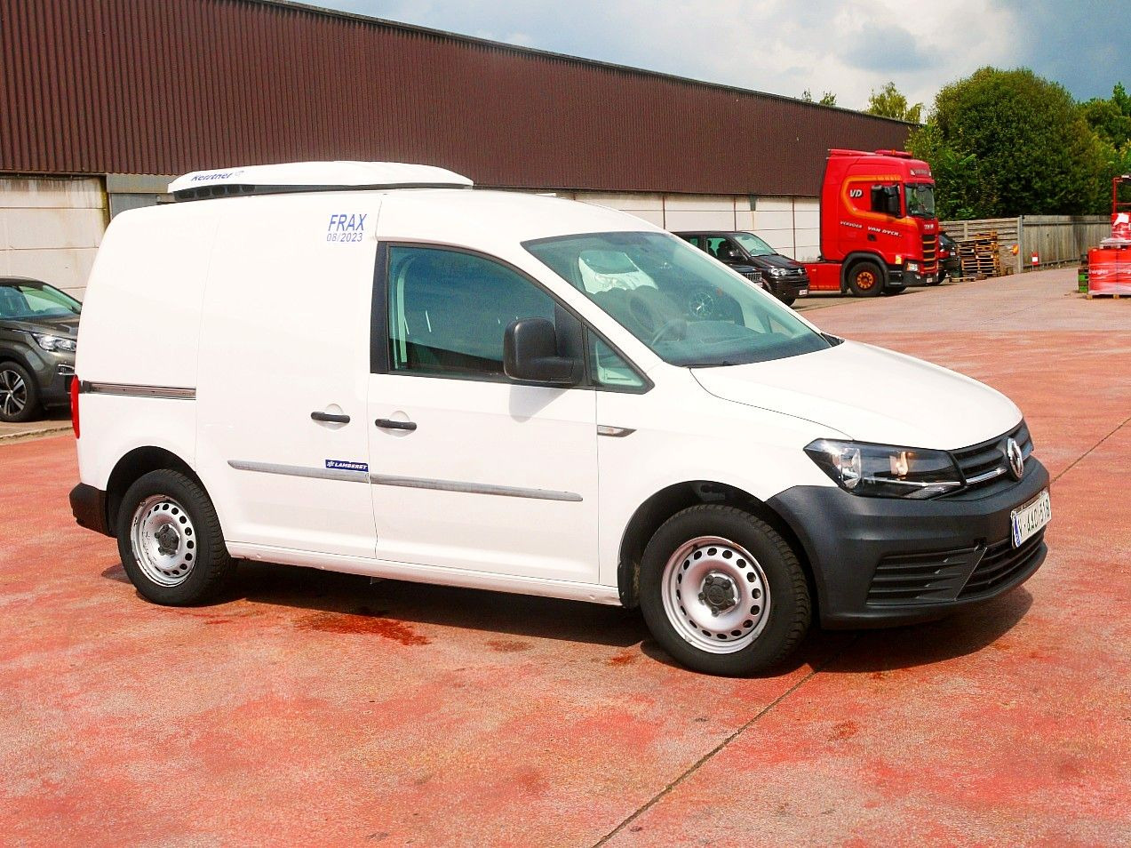 Volkswagen CADDY KUHLKASTENWAGEN KERSTNER -2c A/C - כלי רכב מסחרי לקירור: תמונה 2 Volkswagen CADDY KUHLKASTENWAGEN KERSTNER -2c A/C - כלי רכב מסחרי לקירור: תמונה 2