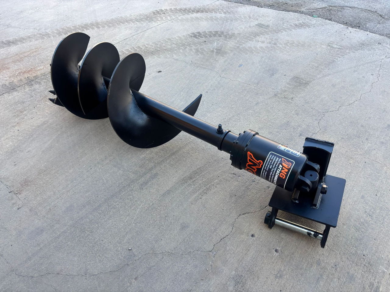 HYDRAULIC AUGER ATTACHMENT - אוגר עבור מחפר: תמונה 3 HYDRAULIC AUGER ATTACHMENT - אוגר עבור מחפר: תמונה 3
