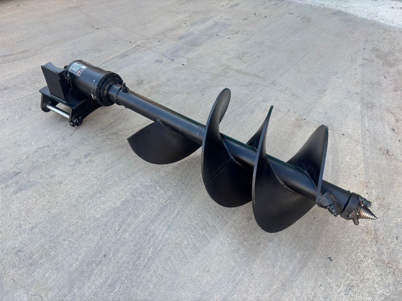 HYDRAULIC AUGER ATTACHMENT - אוגר עבור מחפר: תמונה 2 HYDRAULIC AUGER ATTACHMENT - אוגר עבור מחפר: תמונה 2