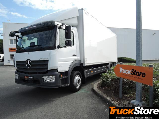 Mercedes-Benz Atego 1221 L - משאית תיבה: תמונה 1 Mercedes-Benz Atego 1221 L - משאית תיבה: תמונה 1