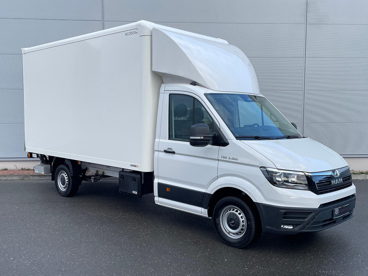 MAN TGE 3.160 Fahrgestell Einzelkabine Koffer NAVI - כלי רכב מסחרי עם תיבה: תמונה 2 MAN TGE 3.160 Fahrgestell Einzelkabine Koffer NAVI - כלי רכב מסחרי עם תיבה: תמונה 2