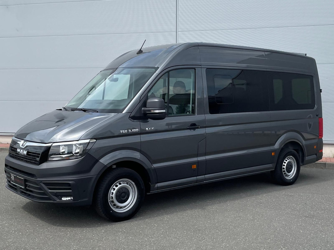 MAN TGE 3.180 Kombi L3H2 4x4 TEMPOMAT KAMERA 8-SITZE - מיניבוס, כלי רכב מסחרי לנוסעים: תמונה 1 MAN TGE 3.180 Kombi L3H2 4x4 TEMPOMAT KAMERA 8-SITZE - מיניבוס, כלי רכב מסחרי לנוסעים: תמונה 1