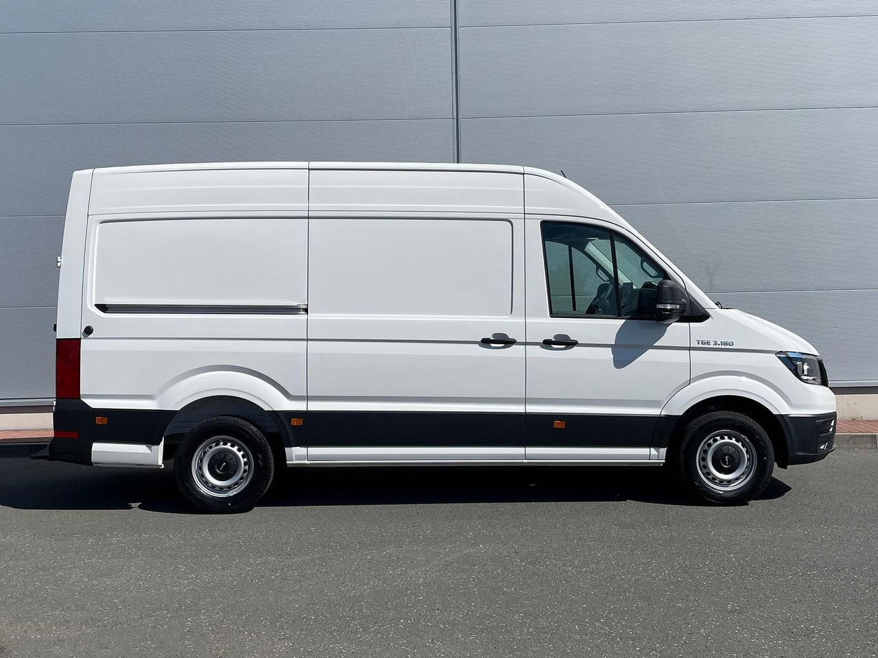 MAN TGE 3.180 L3H3 Kasten KAMERA NAVI DAB SITZH TEMP - כלי רכב מסחרי עם לוח: תמונה 5 MAN TGE 3.180 L3H3 Kasten KAMERA NAVI DAB SITZH TEMP - כלי רכב מסחרי עם לוח: תמונה 5