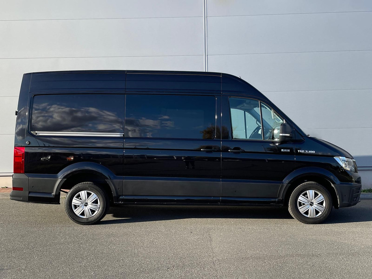 MAN TGE 3.180 L3H3 MIXTO 4x4 AUTOM DIFF AHK ACC NAV - כלי רכב מסחרי עם לוח, כלי רכב מסחרי קומבי: תמונה 5 MAN TGE 3.180 L3H3 MIXTO 4x4 AUTOM DIFF AHK ACC NAV - כלי רכב מסחרי עם לוח, כלי רכב מסחרי קומבי: תמונה 5