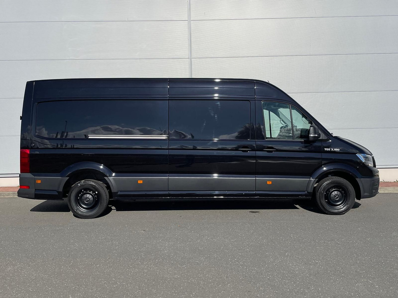 MAN TGE 3.180 L4H3 KASTEN AUTOM ACC LED DAB NAVI - מכונית: תמונה 5 MAN TGE 3.180 L4H3 KASTEN AUTOM ACC LED DAB NAVI - מכונית: תמונה 5