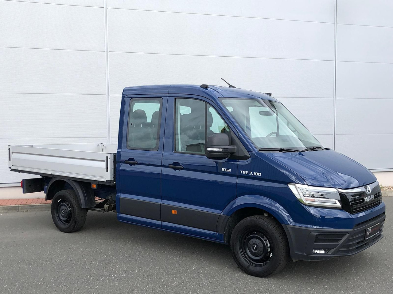 MAN TGE 3.180 Pritsche DOKA MR 4x4 LED TEMPOMAT - מכונית: תמונה 2 MAN TGE 3.180 Pritsche DOKA MR 4x4 LED TEMPOMAT - מכונית: תמונה 2