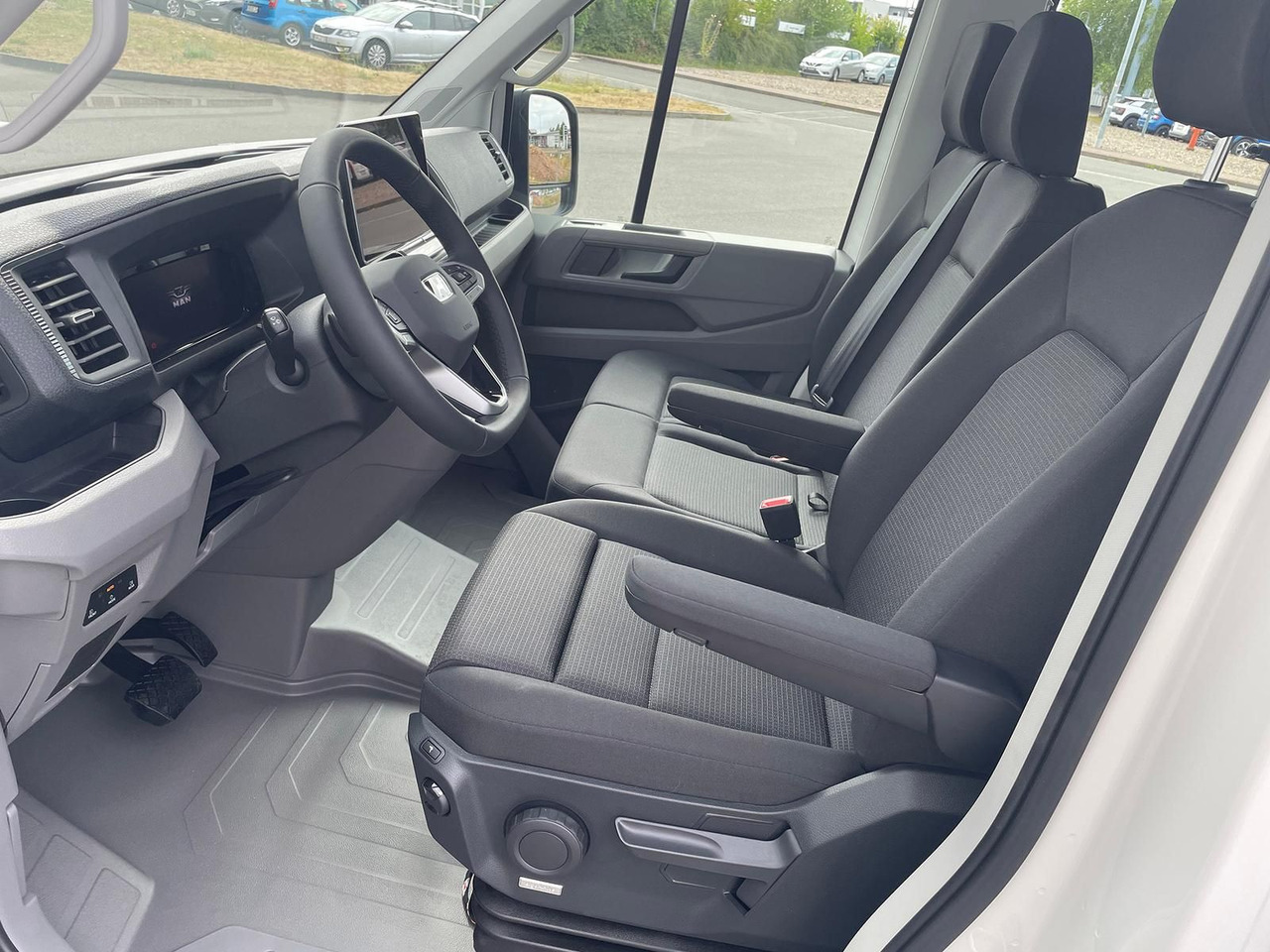 כלי רכב מסחרי במיטה שטוחה, כלי רכב מסחרי קומבי MAN TGE 3.180 Pritsche DOKA MR KAMERA AHK SITZHZ: תמונה 22