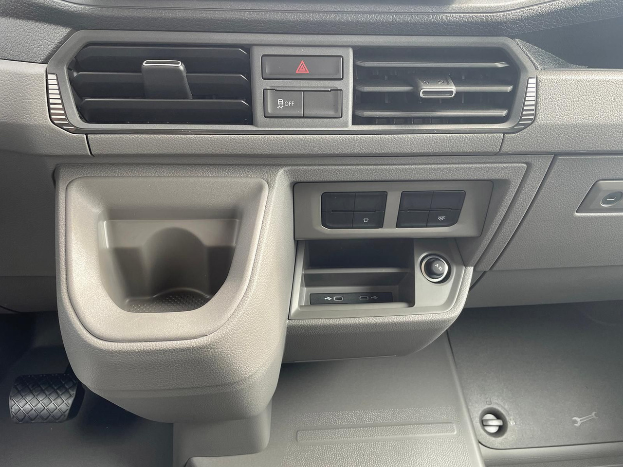 כלי רכב מסחרי במיטה שטוחה, כלי רכב מסחרי קומבי MAN TGE 3.180 Pritsche DOKA MR KAMERA AHK SITZHZ: תמונה 27