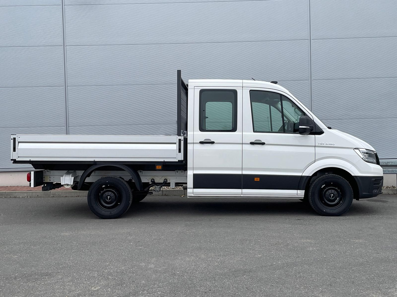 MAN TGE 3.180 Pritsche DOKA MR STANDHZ AHK TEMP - מכונית: תמונה 5 MAN TGE 3.180 Pritsche DOKA MR STANDHZ AHK TEMP - מכונית: תמונה 5