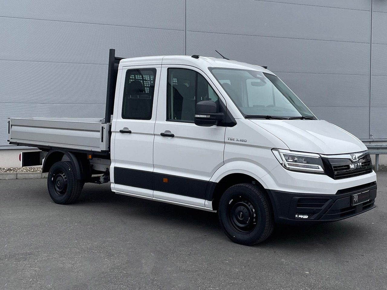 MAN TGE 3.180 Pritsche DOKA MR STANDHZ AHK TEMP - מכונית: תמונה 2 MAN TGE 3.180 Pritsche DOKA MR STANDHZ AHK TEMP - מכונית: תמונה 2