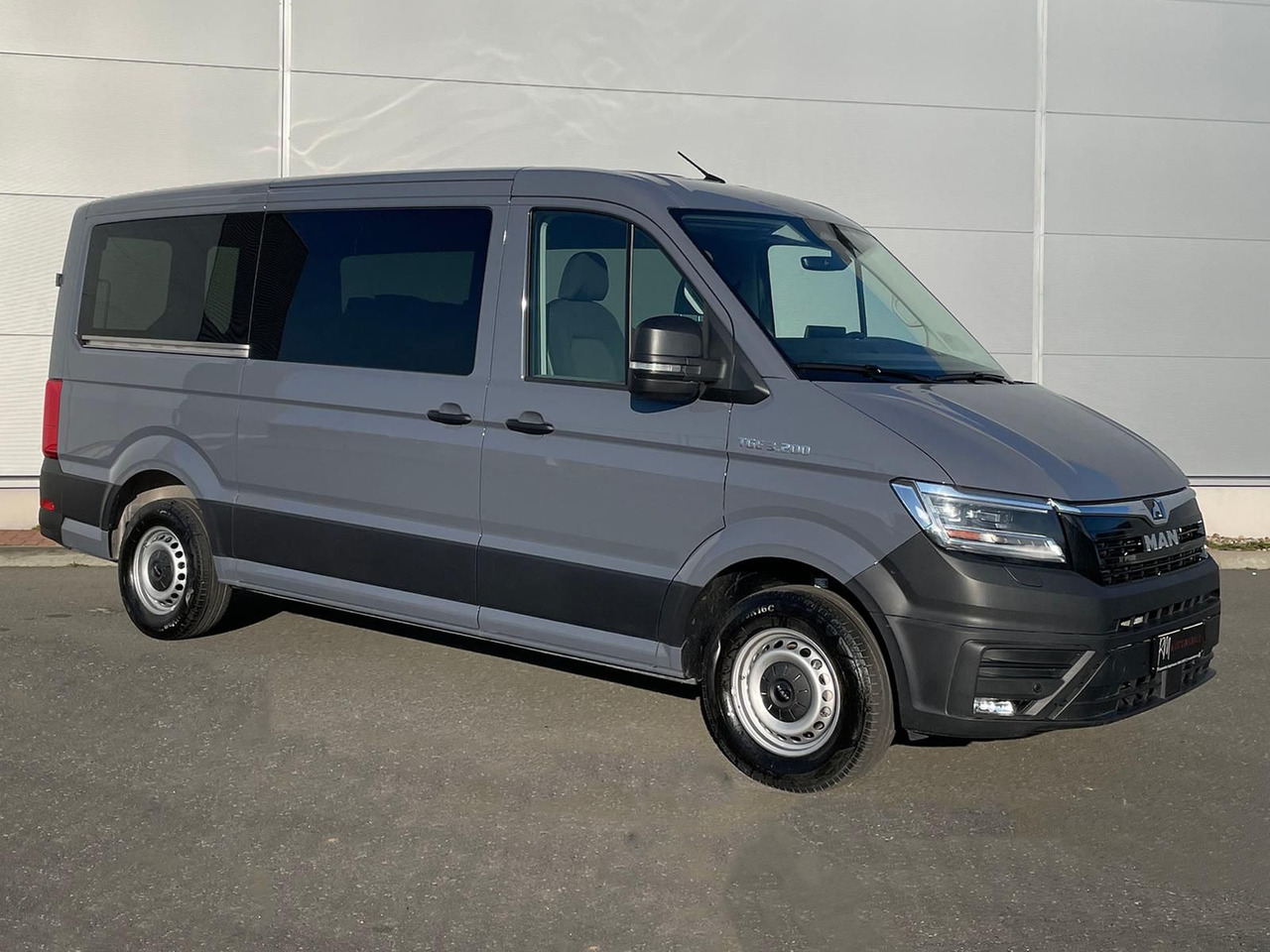 MAN TGE 3.200 L3H2 Kombi 8SITZE ACC LED STANDHZ DAB - כלי רכב מסחרי עם לוח: תמונה 2 MAN TGE 3.200 L3H2 Kombi 8SITZE ACC LED STANDHZ DAB - כלי רכב מסחרי עם לוח: תמונה 2