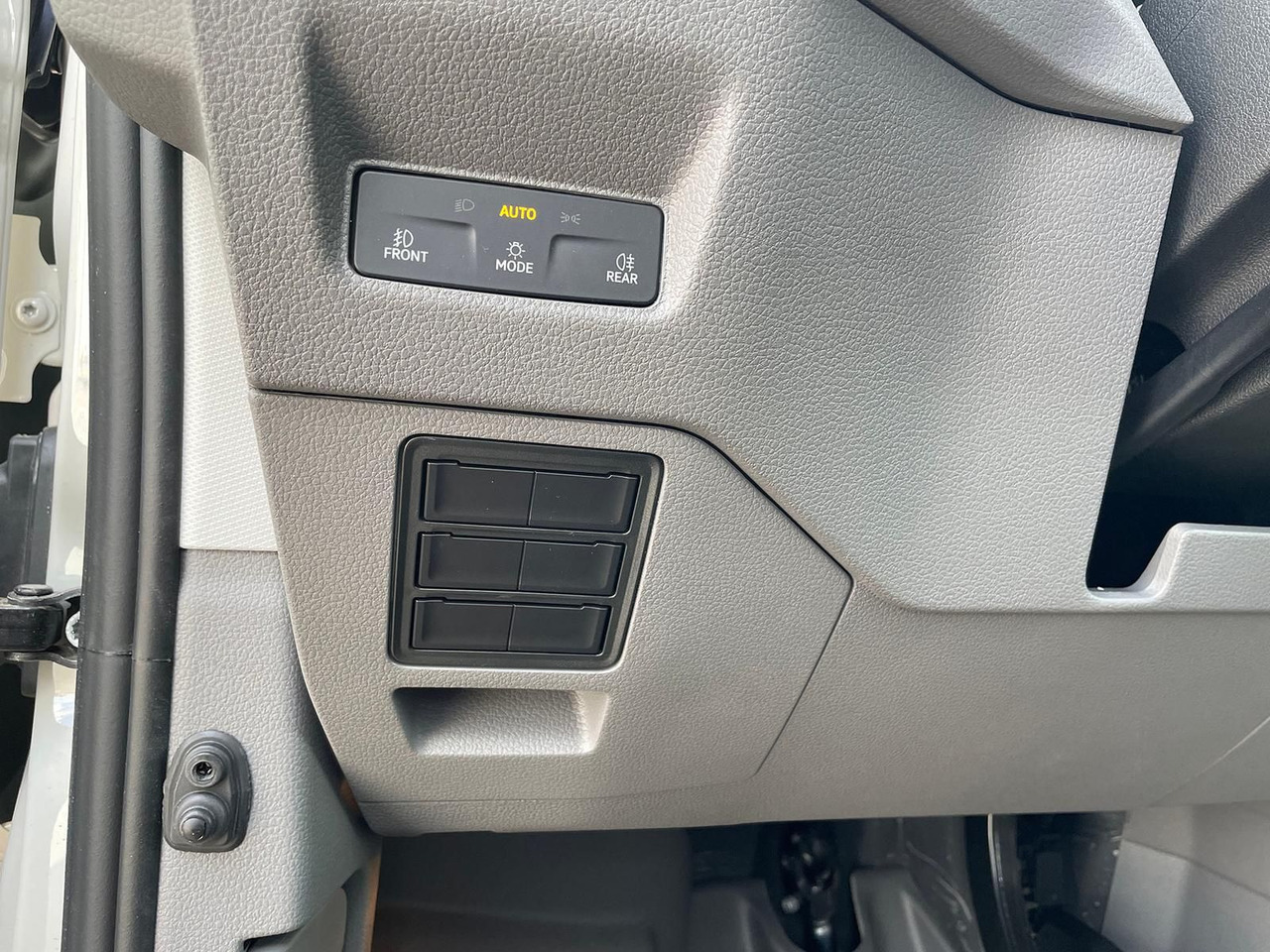 מכונית MAN TGE 3.200 L3H2 MIXTO 4x4 Individual S ACC STHZ: תמונה 37