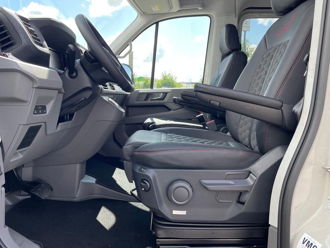 מכונית MAN TGE 3.200 L3H2 MIXTO 4x4 Individual S ACC STHZ: תמונה 12