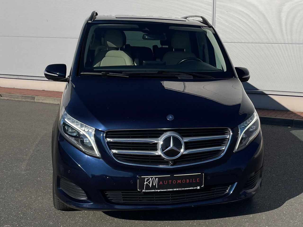 Mercedes-Benz V 250 d Avantgarde 360°KAMERA LED ALLRAD - כלי רכב מסחרי לנוסעים: תמונה 3 Mercedes-Benz V 250 d Avantgarde 360°KAMERA LED ALLRAD - כלי רכב מסחרי לנוסעים: תמונה 3